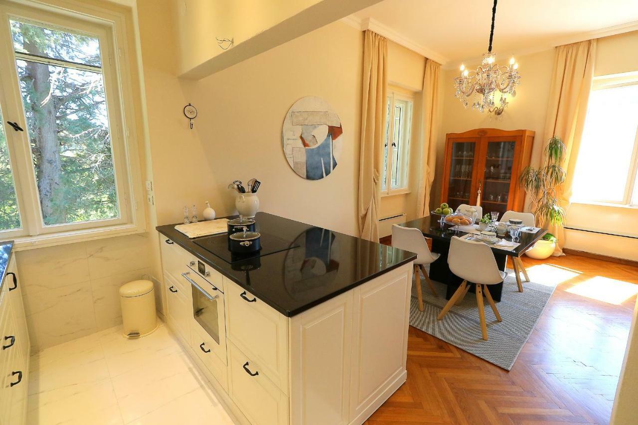 Apartment Miramare On The Beach Split Exterior foto